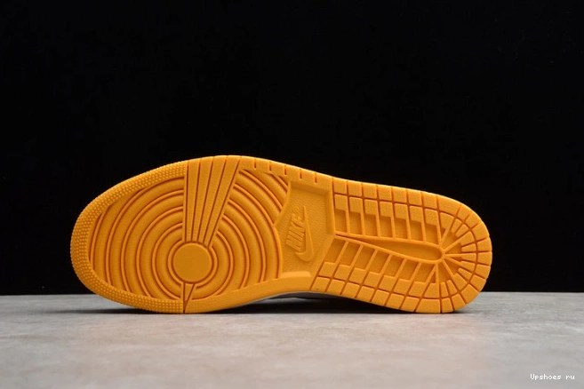 OG 'Yellow Jordan High Air 1 Retro Toe' AR1020-700 0726